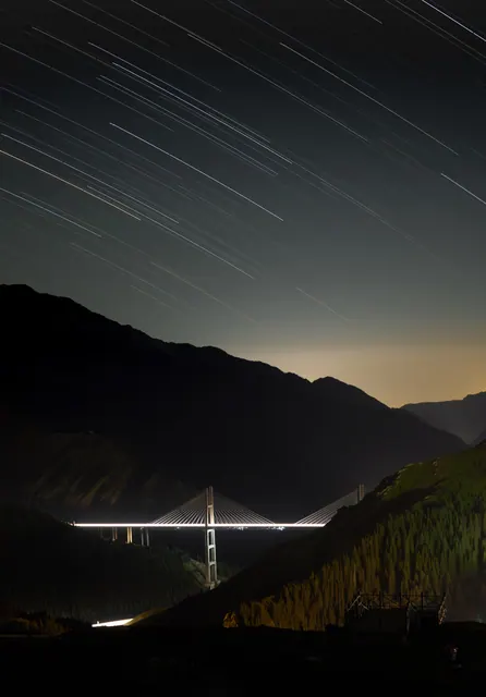 果子沟大桥星轨与银拱 2